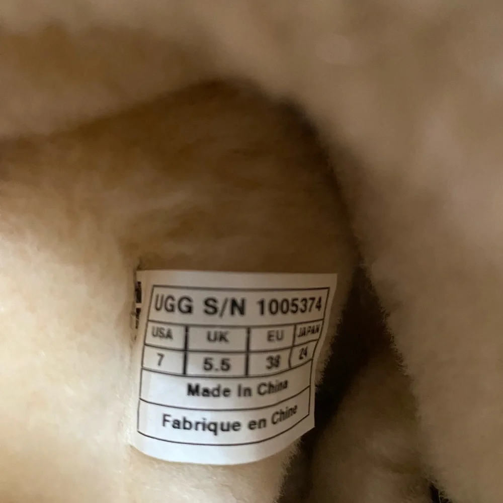 UGG classic tall